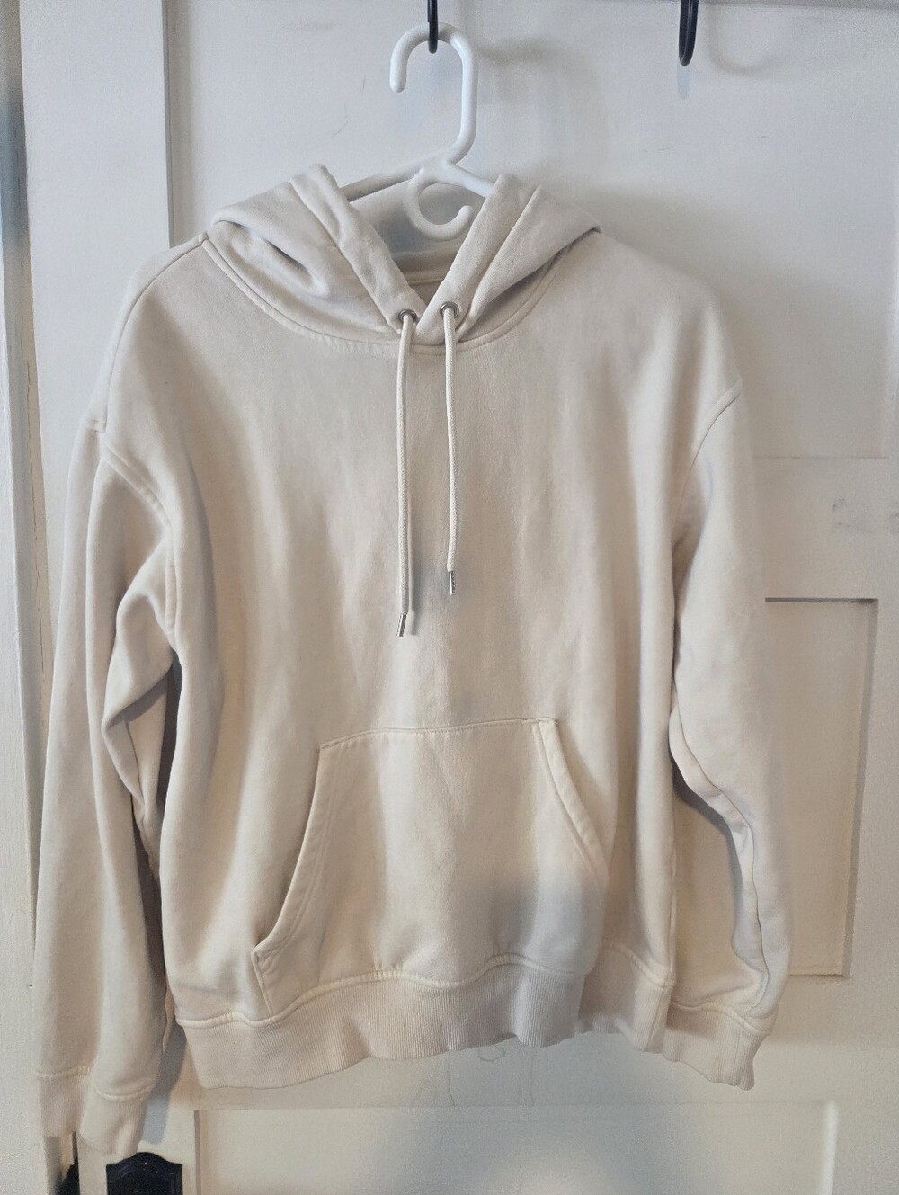 H&M Men's Cream Hoodie Pullover